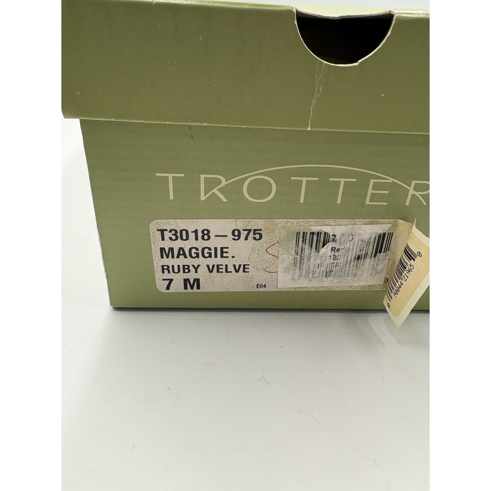 Trotters Maggie Ruby Velvet Women's US Size 7 M - Picture 16 of 16
